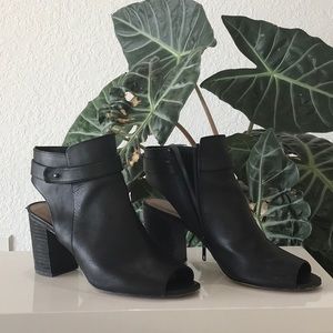 Firth Peptoe Black Booties